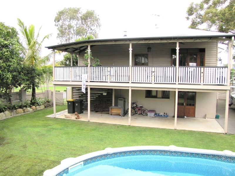 1 Dennis Street, Grange QLD 4051