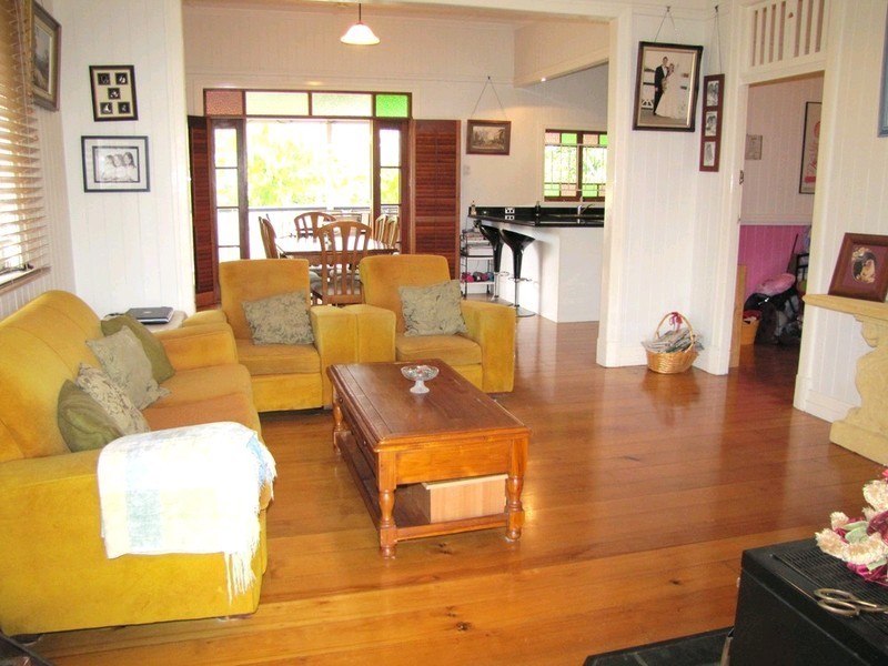 1 Dennis Street, Grange QLD 4051