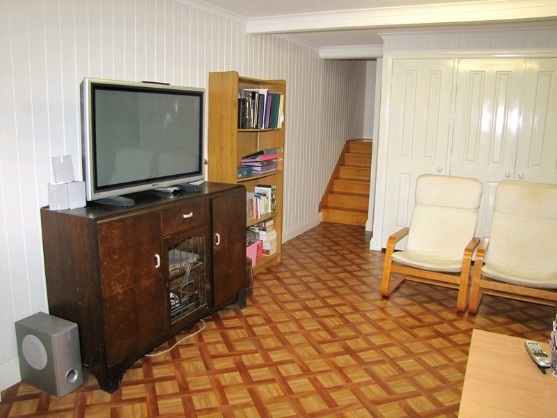 1 Dennis Street, Grange QLD 4051