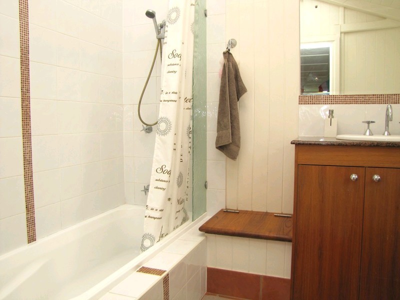 1 Dennis Street, Grange QLD 4051