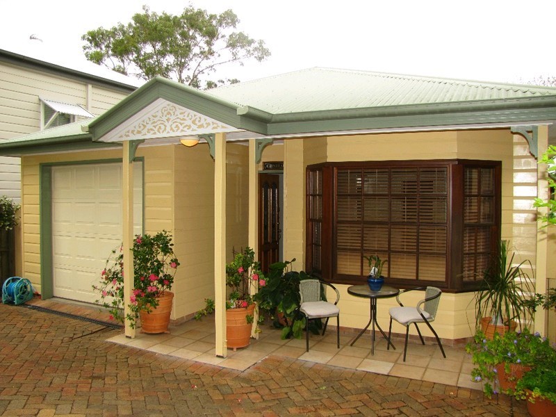 50 Gaunt Street, Newmarket QLD 4051