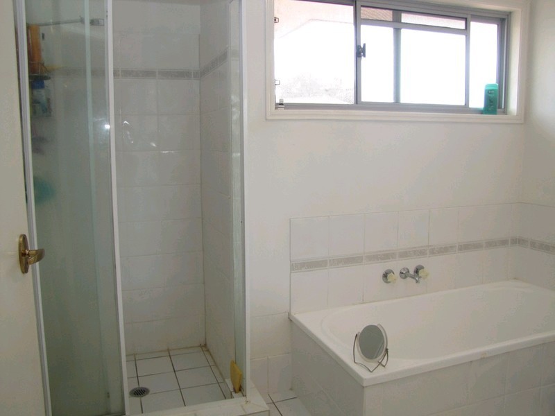 8/11 Glin Avenue, Newmarket QLD 4051