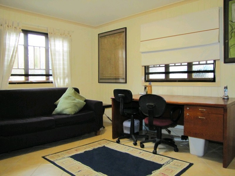 25 Gilbert Road, Windsor QLD 4030