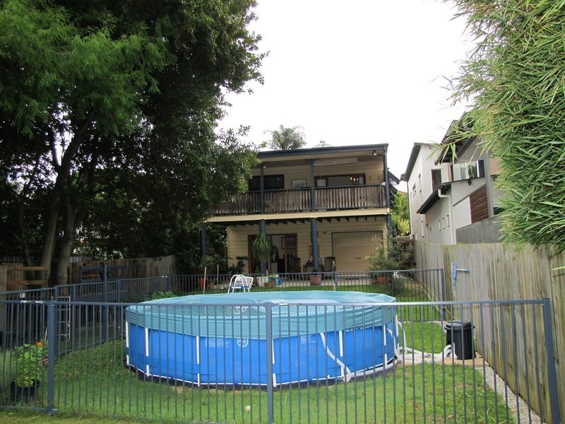 25 Gilbert Road, Windsor QLD 4030