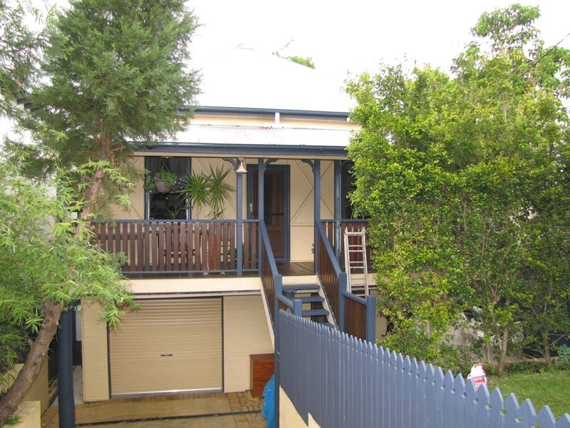 25 Gilbert Road, Windsor QLD 4030