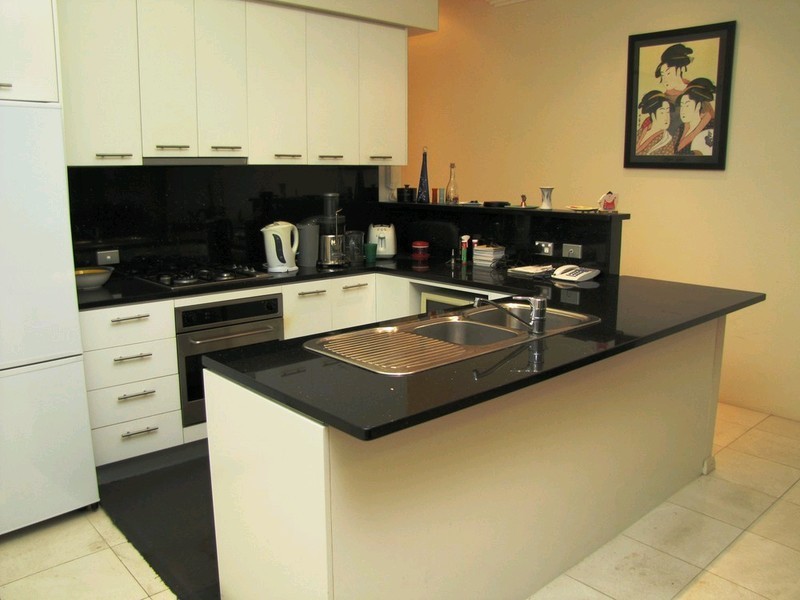 8/28 Stopford Street, Wooloowin QLD 4030