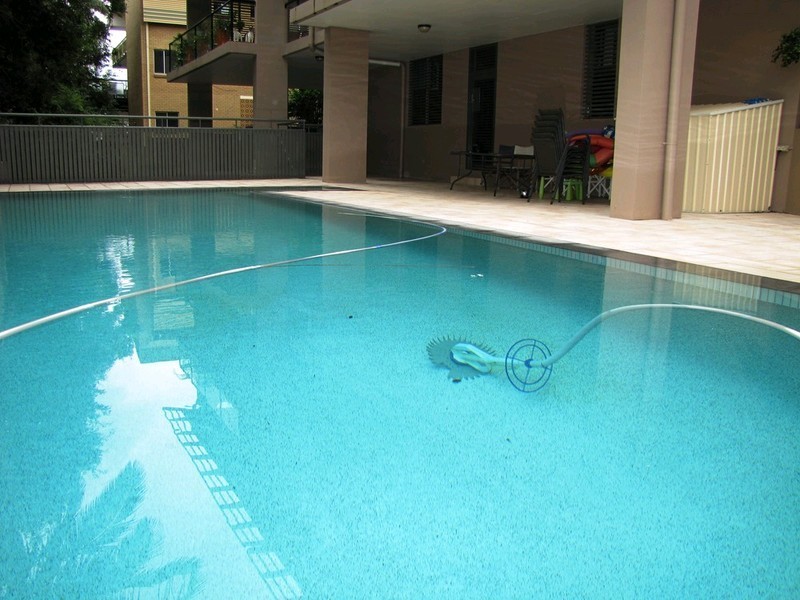 8/28 Stopford Street, Wooloowin QLD 4030