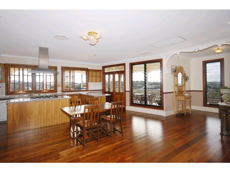 9 Colston Road, Grange QLD 4051