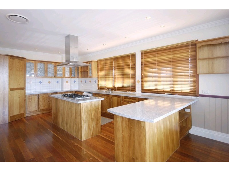 9 Colston Road, Grange QLD 4051