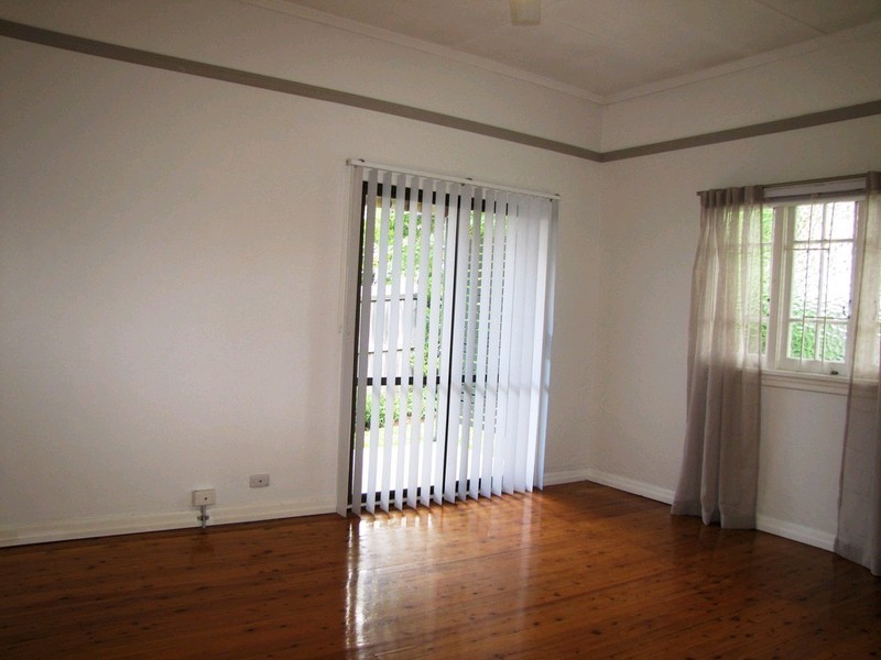 2 Greens Road, Coorparoo QLD 4151