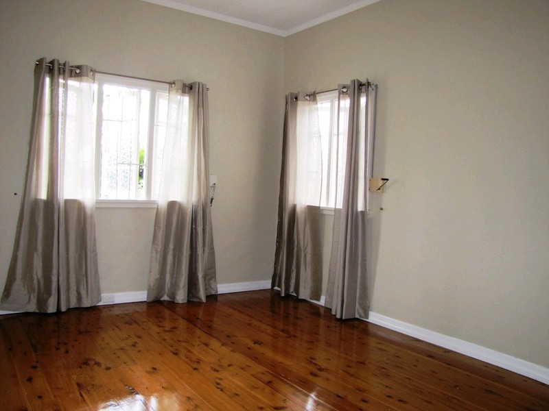 2 Greens Road, Coorparoo QLD 4151