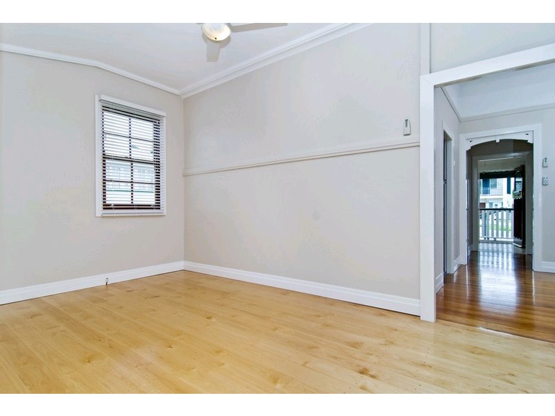 57 Tenth Avenue, Kedron QLD 4031