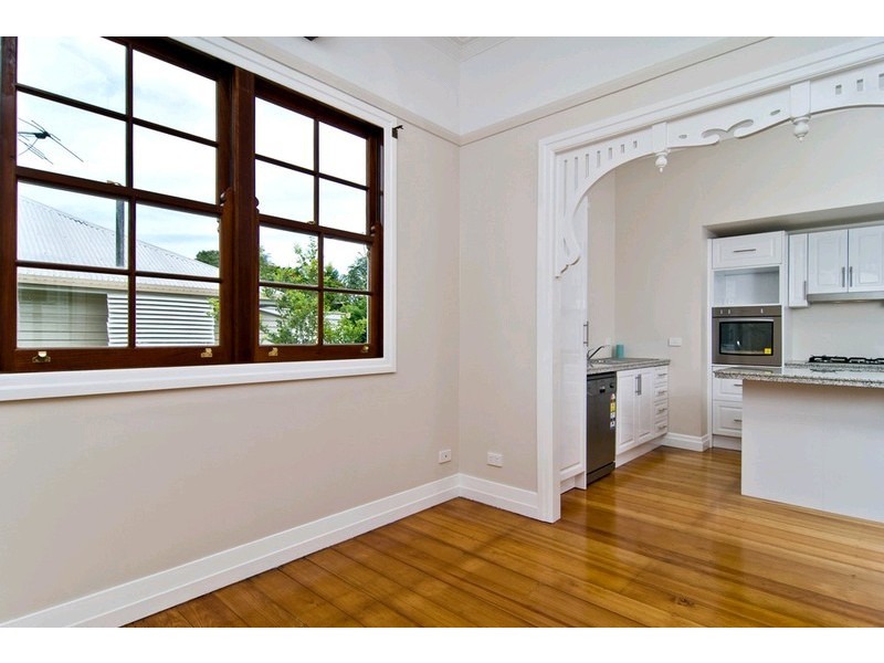 57 Tenth Avenue, Kedron QLD 4031