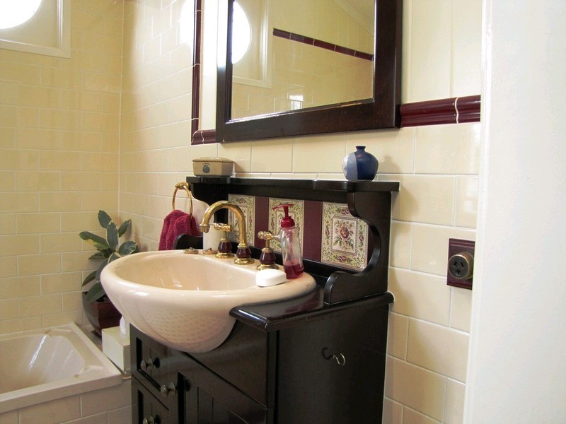 8 Hunter Street, Greenslopes QLD 4120