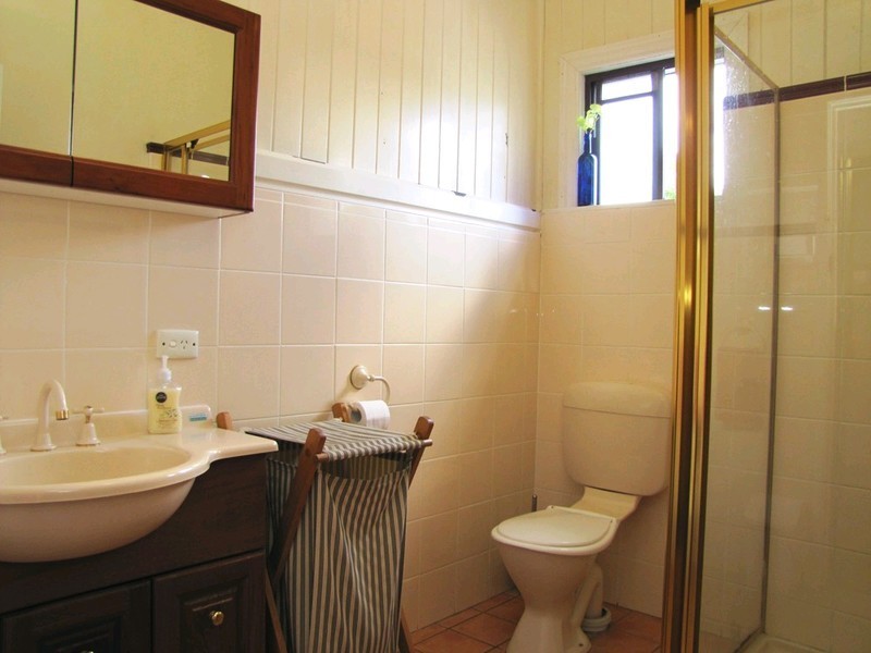 4 Main Avenue, Wilston QLD 4051