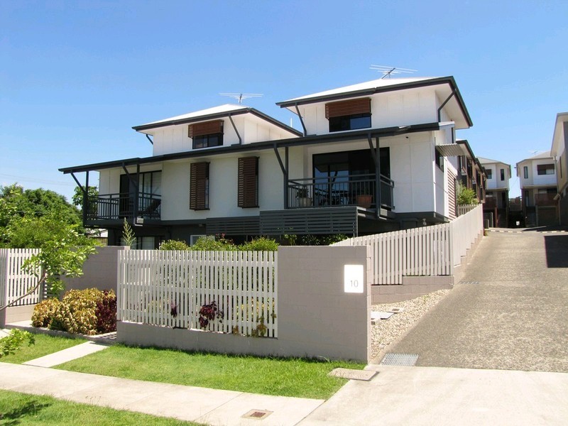 2/36 Tenth Avenue, Windsor QLD 4030