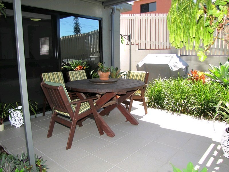 2/36 Tenth Avenue, Windsor QLD 4030