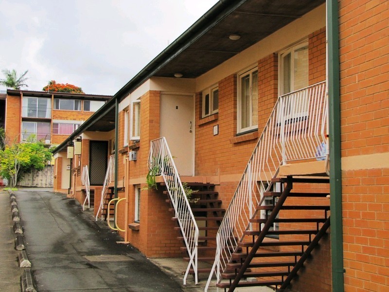 1/40 Edmondstone Street, Newmarket QLD 4051