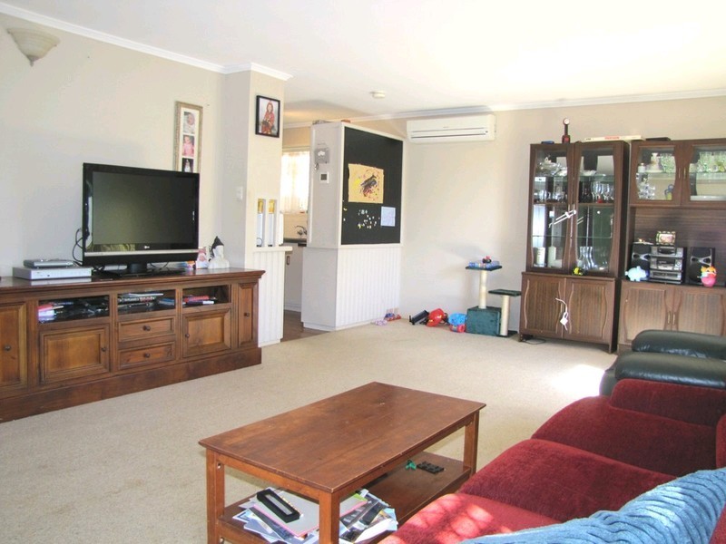 19 Chaplin Street, Stafford Heights QLD 4053