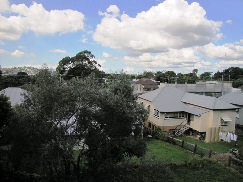 2/12 Constitution Road, Windsor QLD 4030