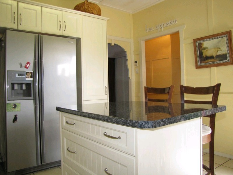 18 Sydney Street, Kedron QLD 4031