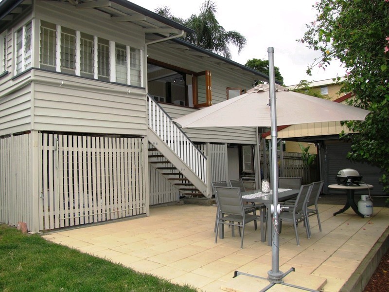 41 Eildon Road, Windsor QLD 4030