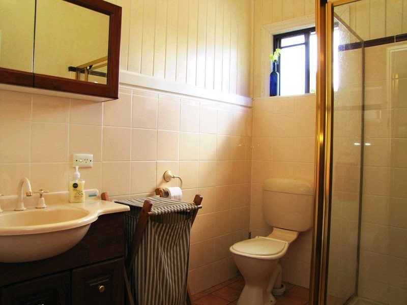 4 Main Avenue, Wilston QLD 4051