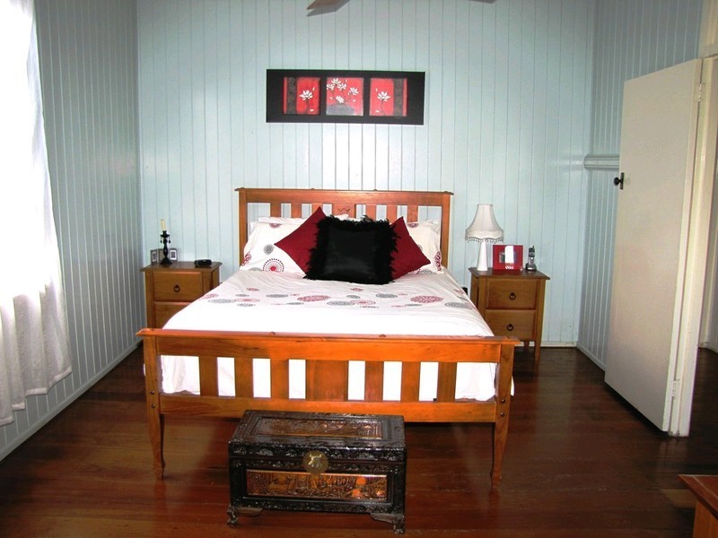 4 Main Avenue, Wilston QLD 4051