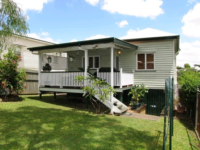4 Main Avenue, Wilston QLD 4051