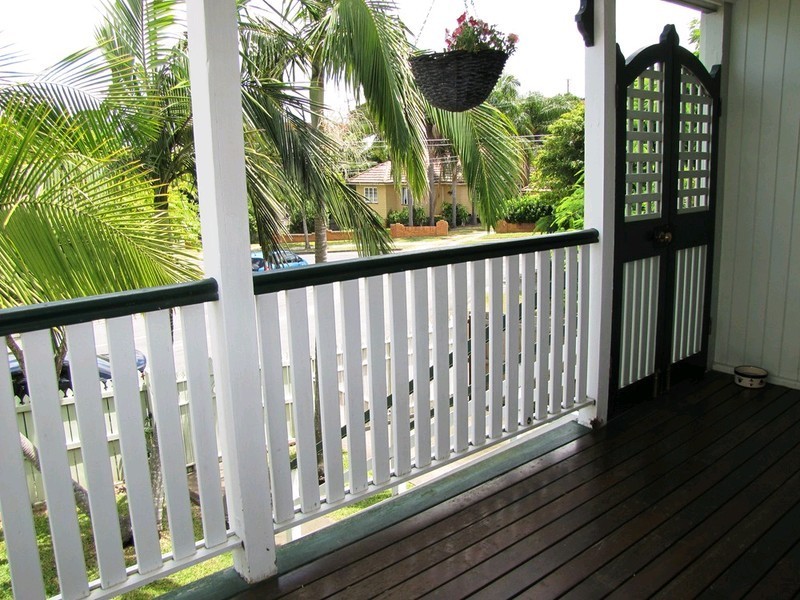 4 Main Avenue, Wilston QLD 4051