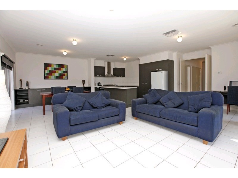 10 Cerise Avenue, Epping VIC 3076