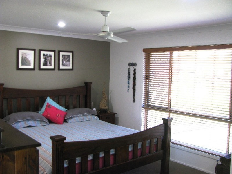 9 Pitkin Avenue, Bellmere QLD 4510