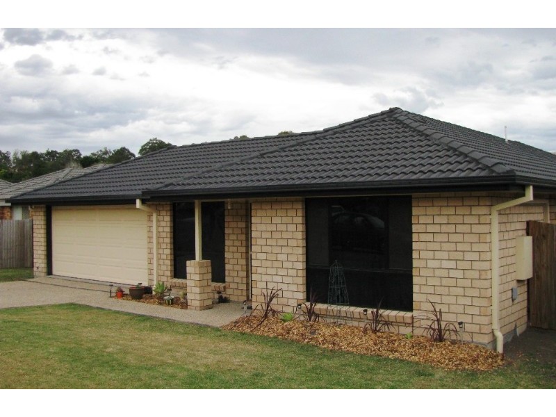 24 Water Street, Kallangur QLD 4503