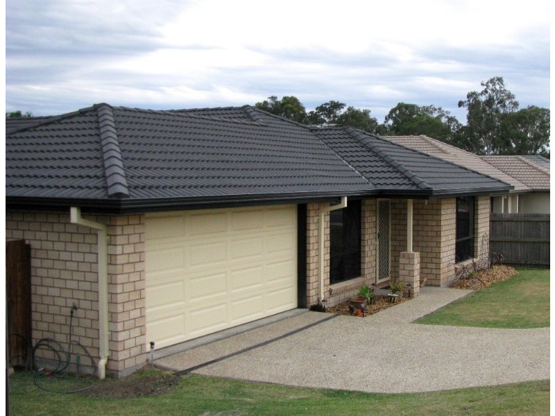 24 Water Street, Kallangur QLD 4503