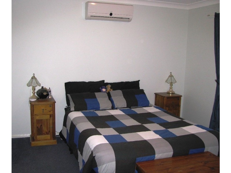 24 Water Street, Kallangur QLD 4503