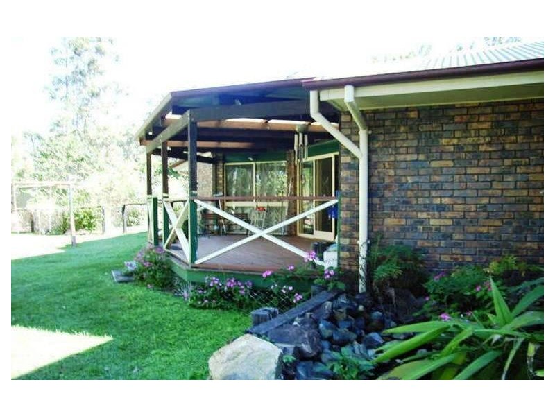 512-516 Oakey Flat Road, Morayfield QLD 4506