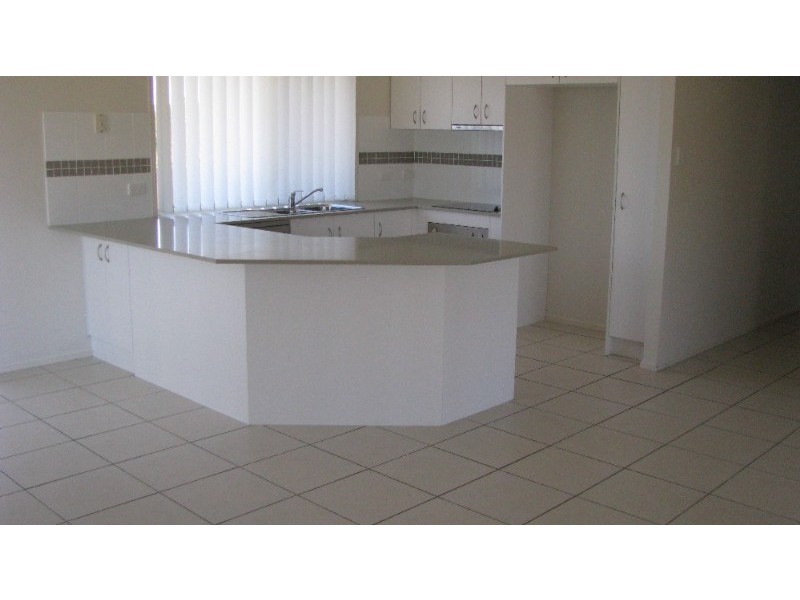 8 Drew Court, Morayfield QLD 4506