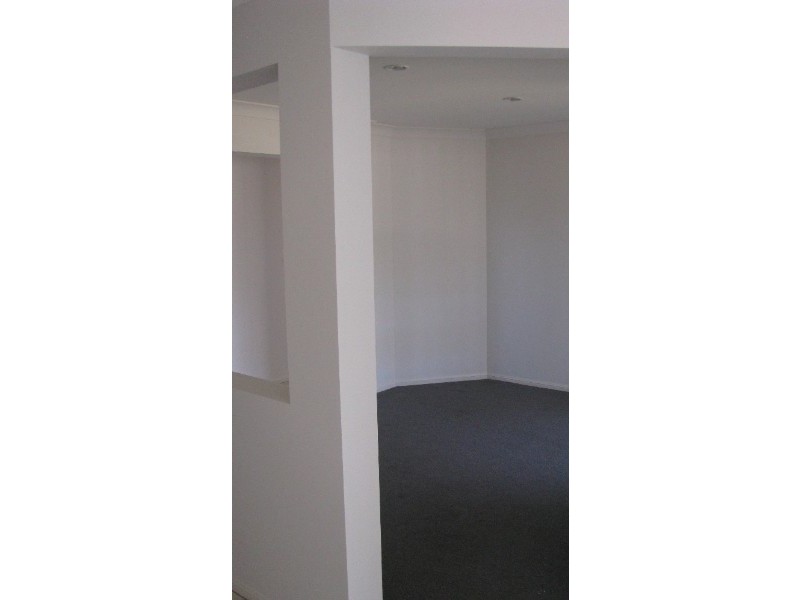 8 Drew Court, Morayfield QLD 4506