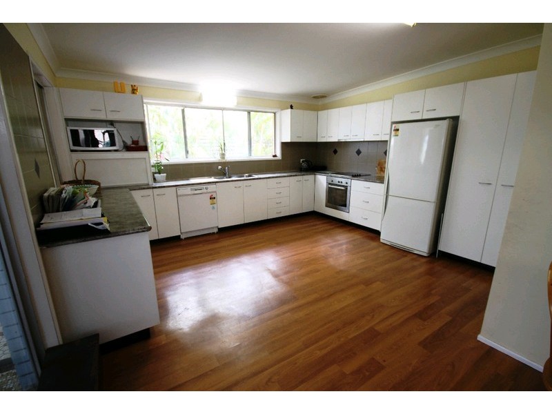15 Marshall Street, Strathpine QLD 4500