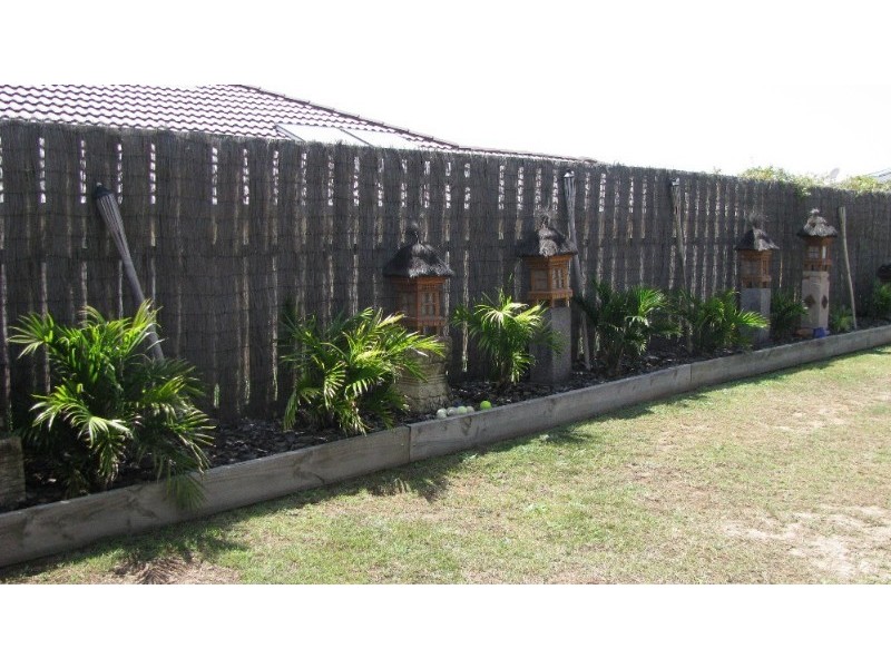 5 Amethyst Court, Griffin QLD 4503