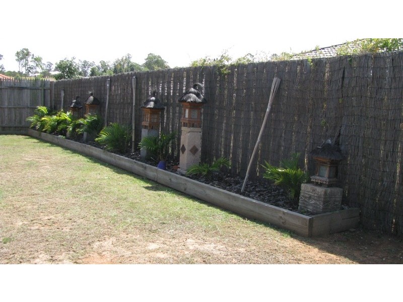 5 Amethyst Court, Griffin QLD 4503