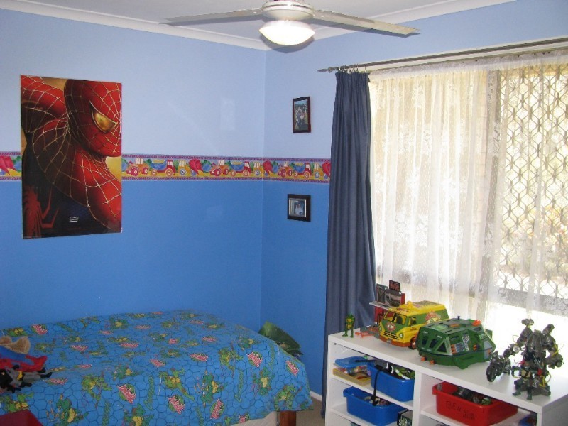 6 Frenchs Road, Petrie QLD 4502