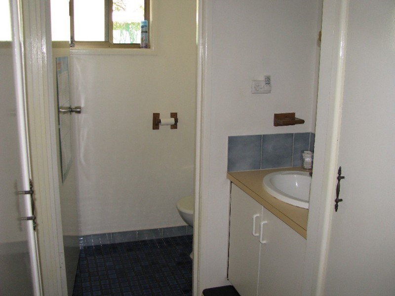 6 Frenchs Road, Petrie QLD 4502