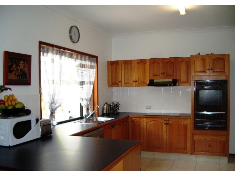 15 Burness court, Morayfield QLD 4506