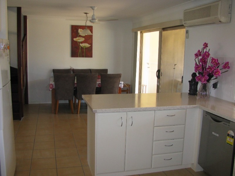 21/2A Beitz Street, Strathpine QLD 4500