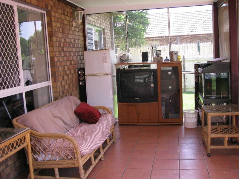 17 Castle Hill Drive, Murrumba Downs QLD 4503