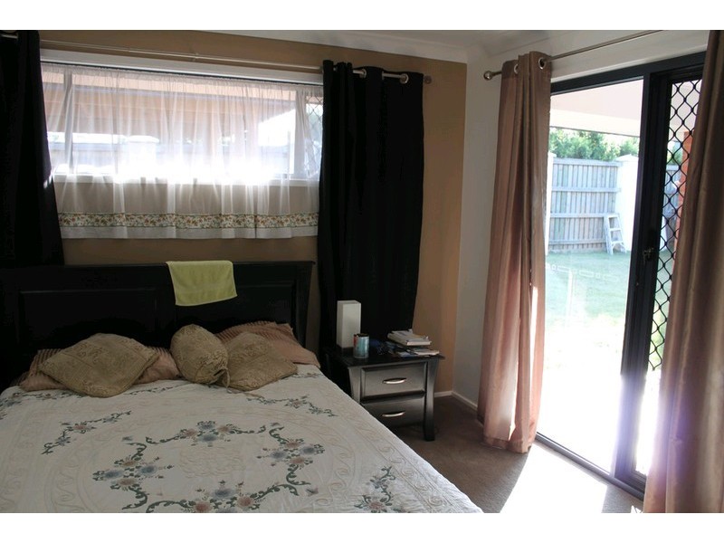 7 Waratah Court, Kallangur QLD 4503