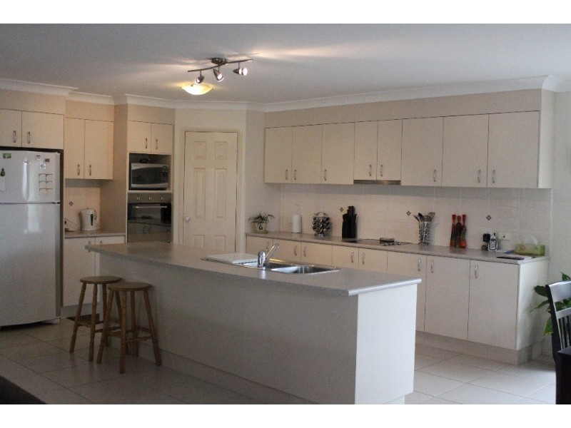 22 Fir Place, Warner QLD 4500