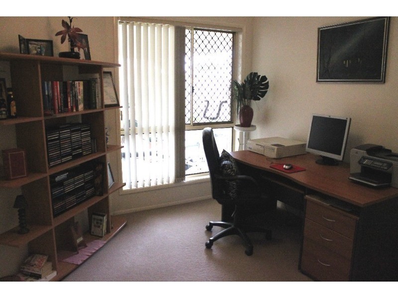 22 Fir Place, Warner QLD 4500