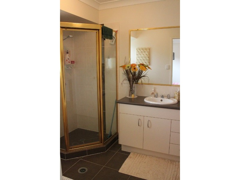 22 Fir Place, Warner QLD 4500